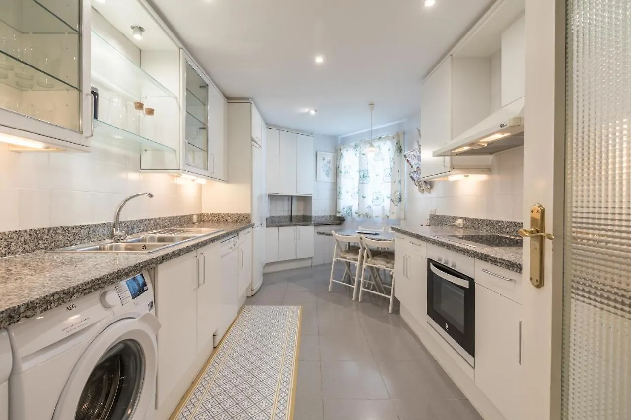 Apartamento Entero De 170M2 A 1 Min De La Catedral Севилья 0*,  Испания