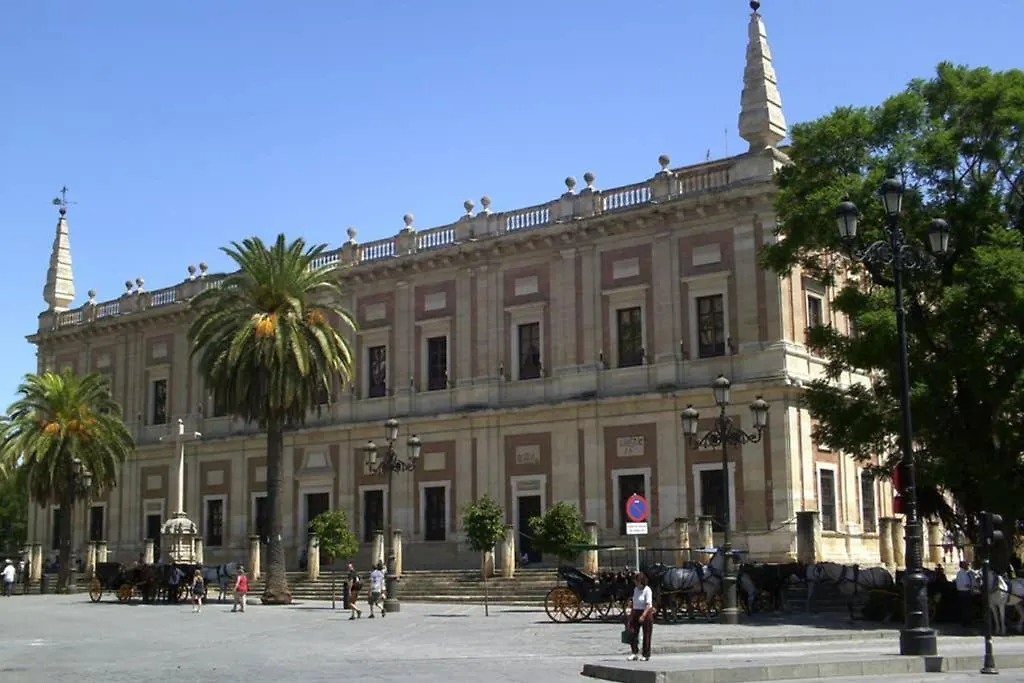 Apartamento Entero De 170M2 A 1 Min De La Catedral Seville