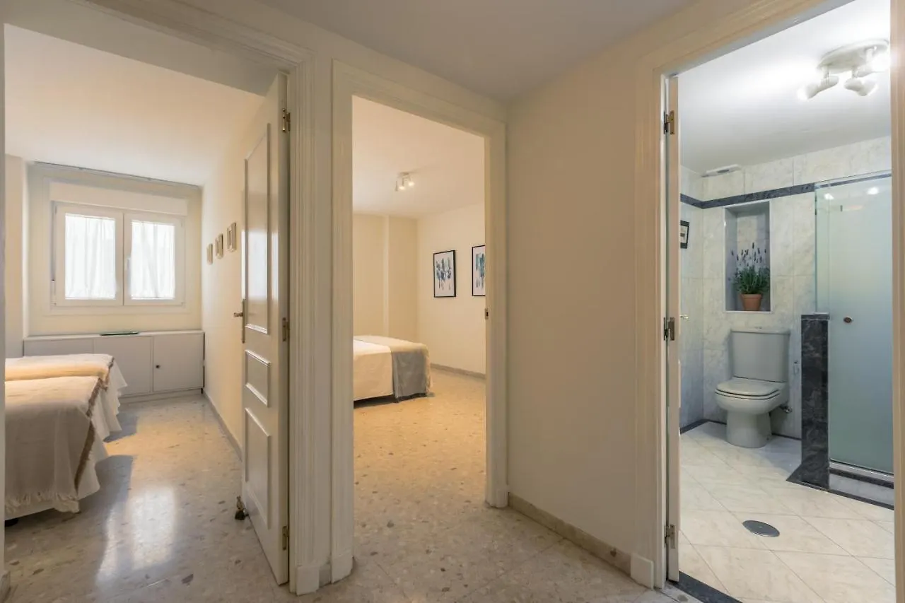 Apartamento Entero De 170M2 A 1 Min De La Catedral Seville