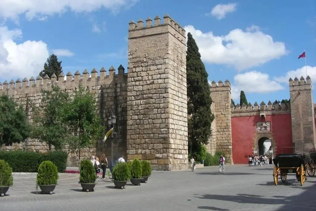 Apartamento Entero De 170M2 A 1 Min De La Catedral Seville