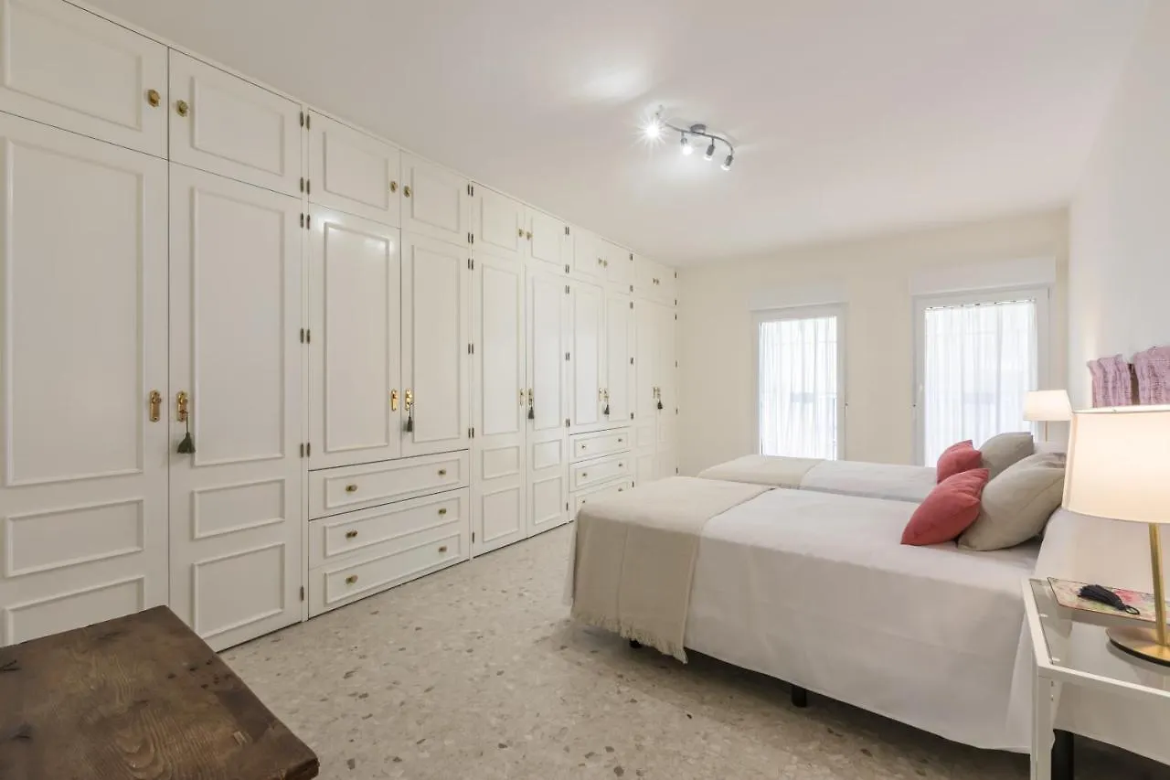 Apartamento Entero De 170M2 A 1 Min De La Catedral Seville Apartment